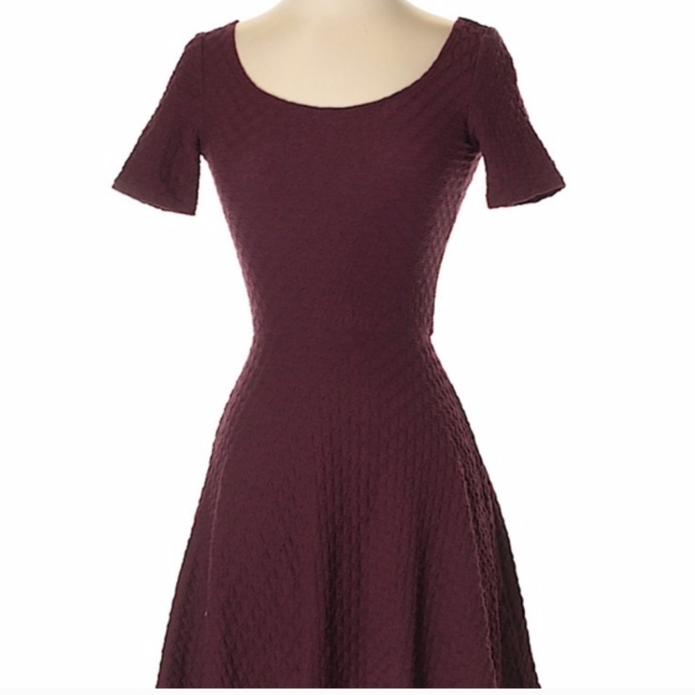H&M Divided Women’s Burgundy Dress